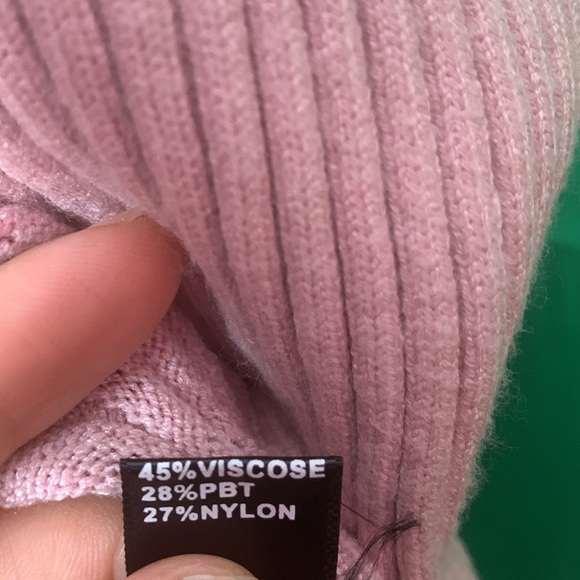 ORANGE FASHION VILLAGE WOMAN’S STRETCHY SWEATER SIZE S PINK NWOT - Picture 8 of 8